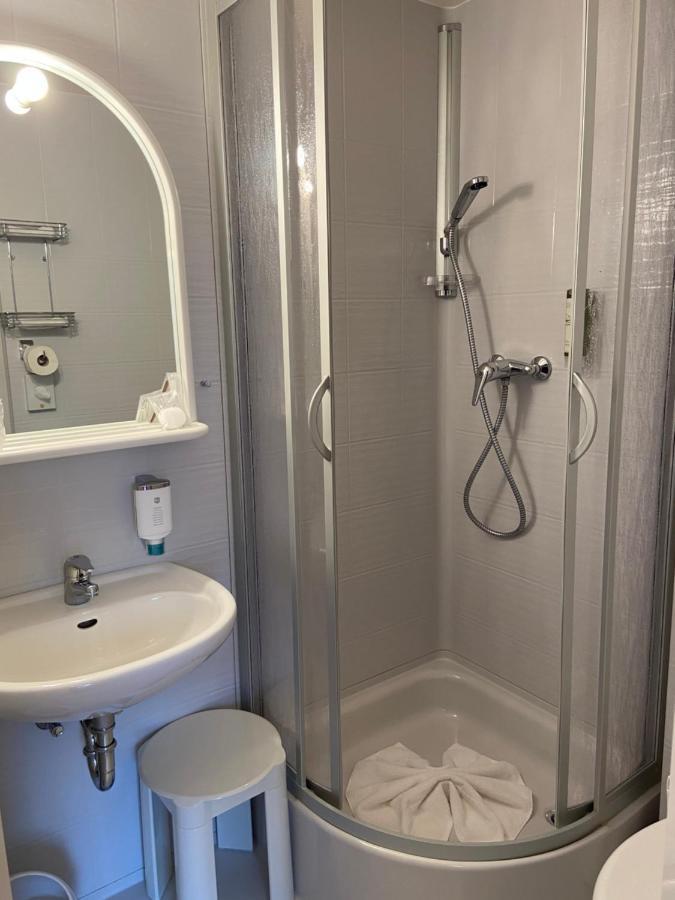 Muldenschlosschen Hotell Lunzenau Exteriör bild