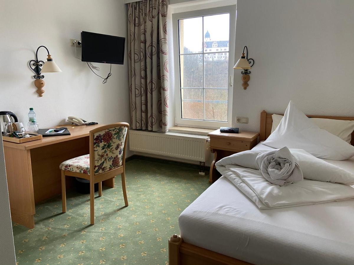 Muldenschlosschen Hotell Lunzenau Exteriör bild