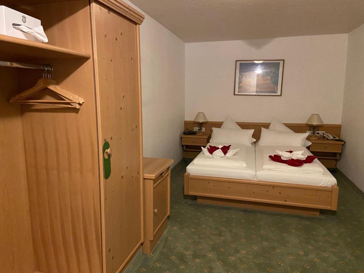 Muldenschlosschen Hotell Lunzenau Exteriör bild