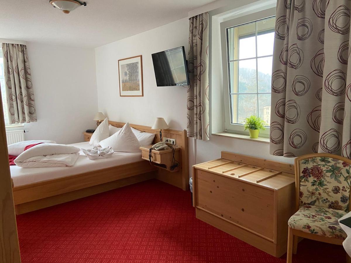 Muldenschlosschen Hotell Lunzenau Exteriör bild